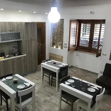 Πανσιόν In Studio - Monolocali In Centro - 2 Vibo Valentia